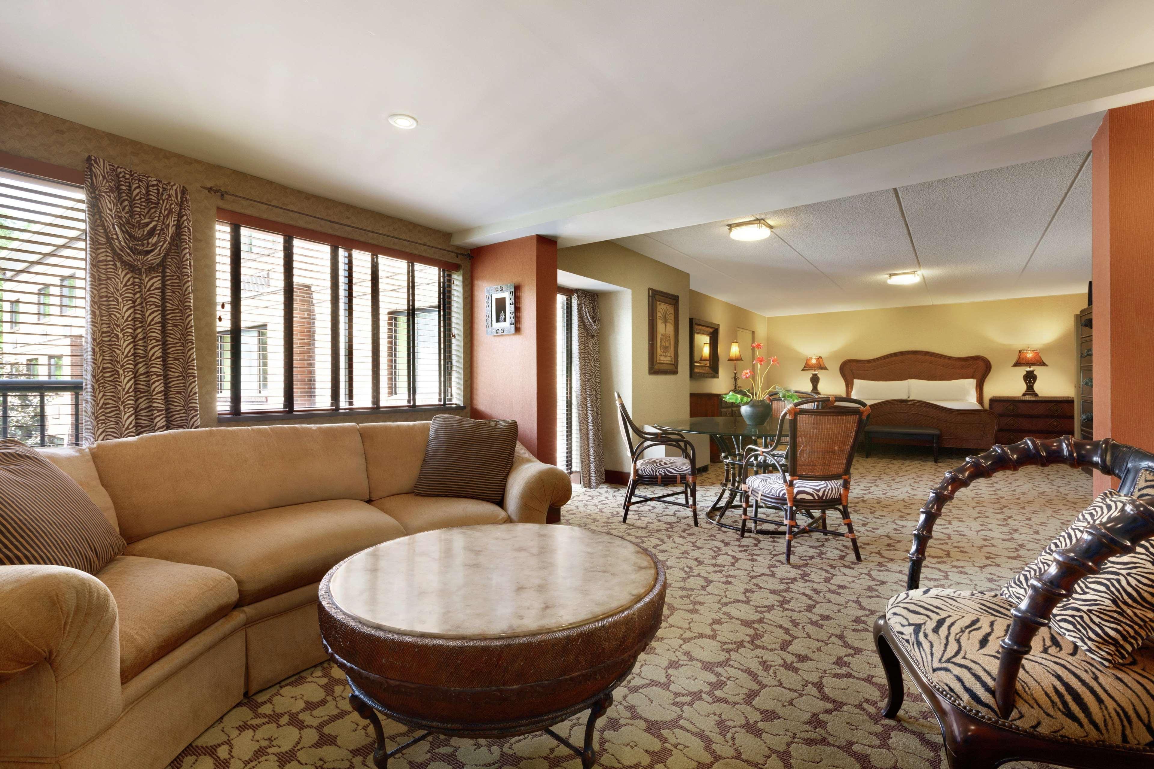 Hilton Garden Inn Rochester/Pittsford Bushnell Basin Eksteriør billede