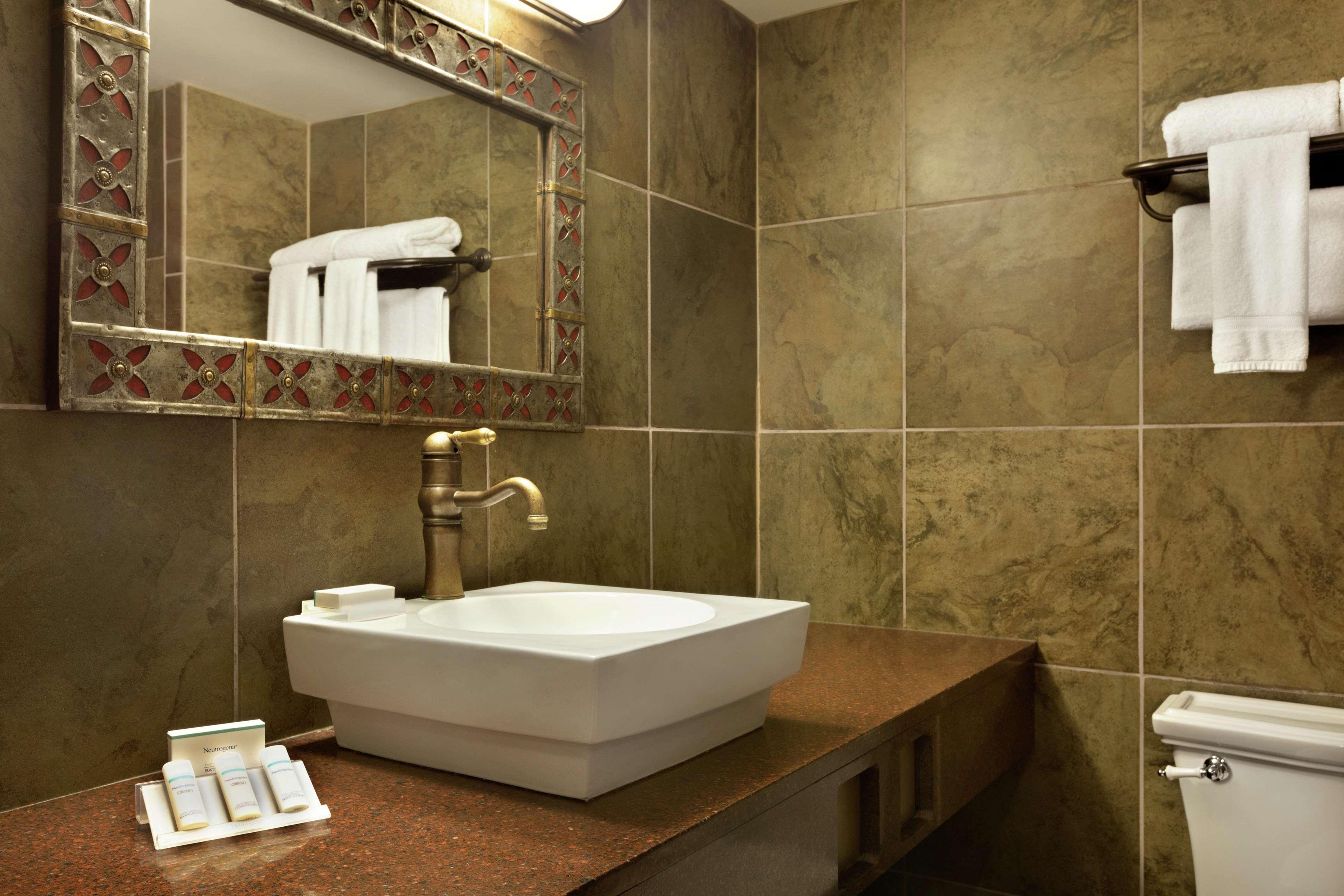 Hilton Garden Inn Rochester/Pittsford Bushnell Basin Eksteriør billede